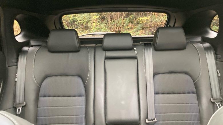 Nissan Qashqai 1.3 DiG-T MH Tekna 5dr Petrol Hatchback